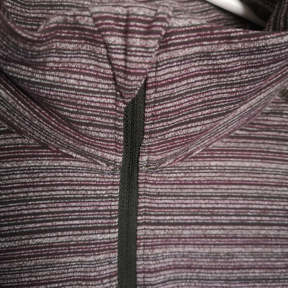 Lululemon Men's Long Sleeve Half Zip Training Shirt - Picture 11 of 16